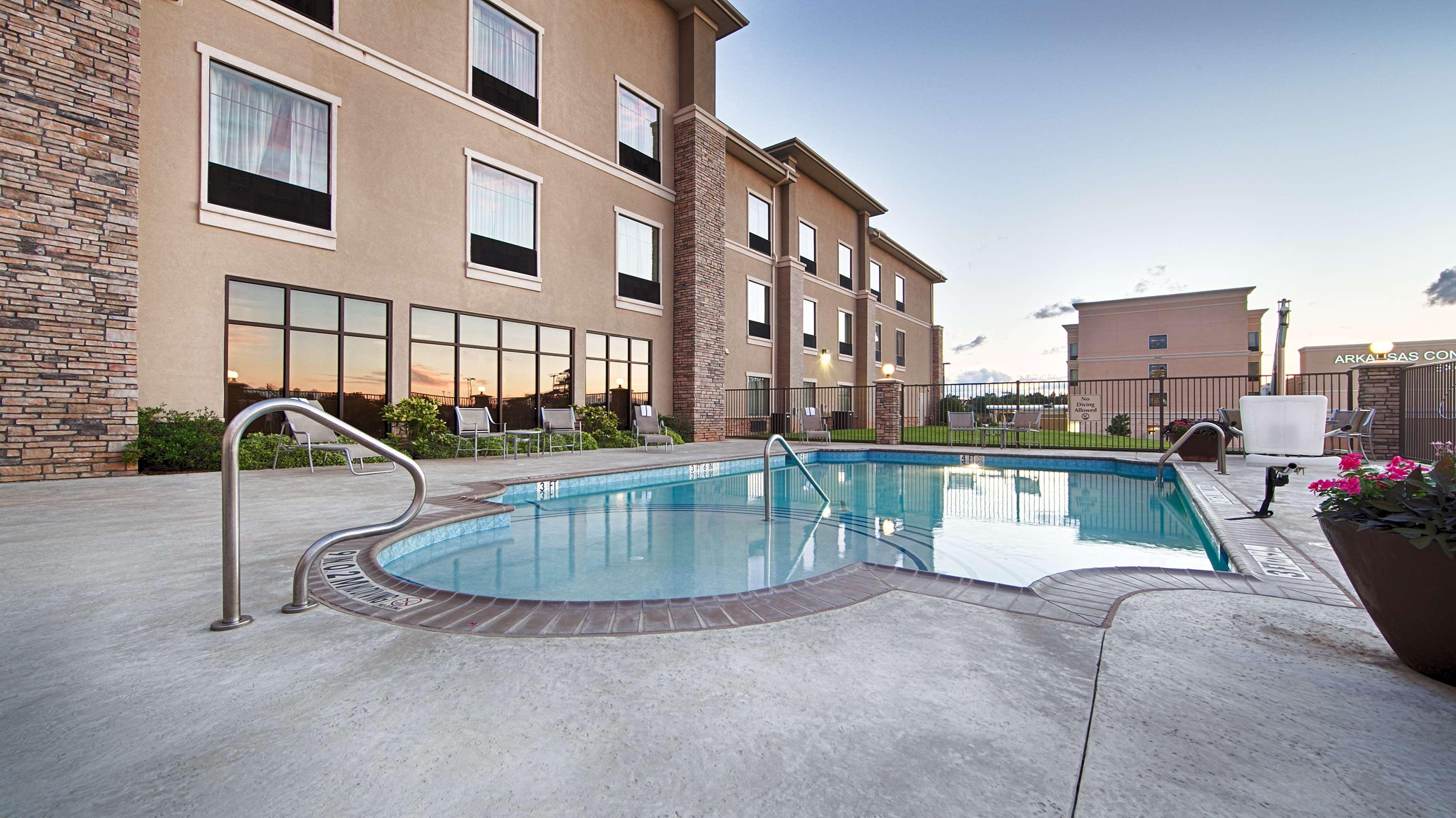 Best Western Plus Texarkana Inn And Suites Екстер'єр фото